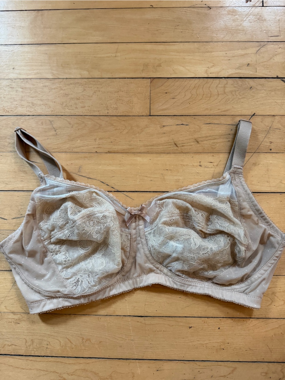 Wacoal Lace Wireless Bralette with support - 34DDD